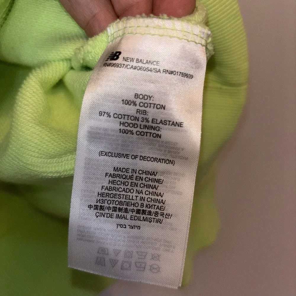 New Balance All Terrain Neon Green Hoodie Pullover Size L Logo